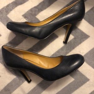 Nine West Ambious Navy leather Heels size 9.5